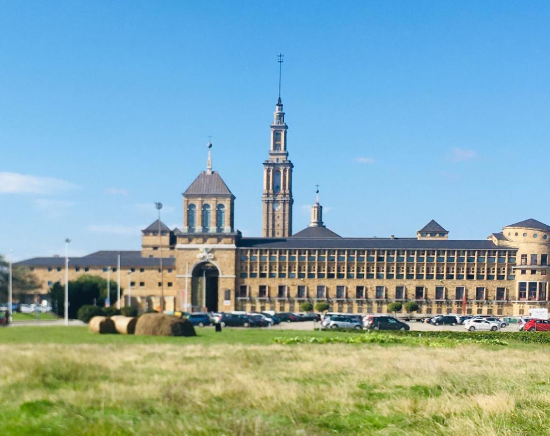 Apto. Jesuitas Gijon Luaran gambar